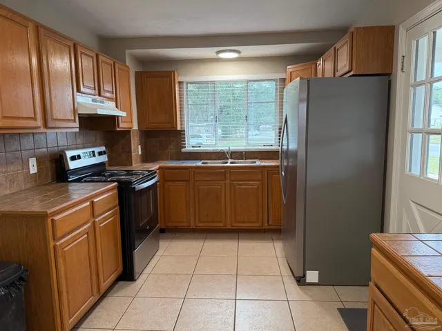 $1,400 | 5398 Park Lane, Milton, FL 32570