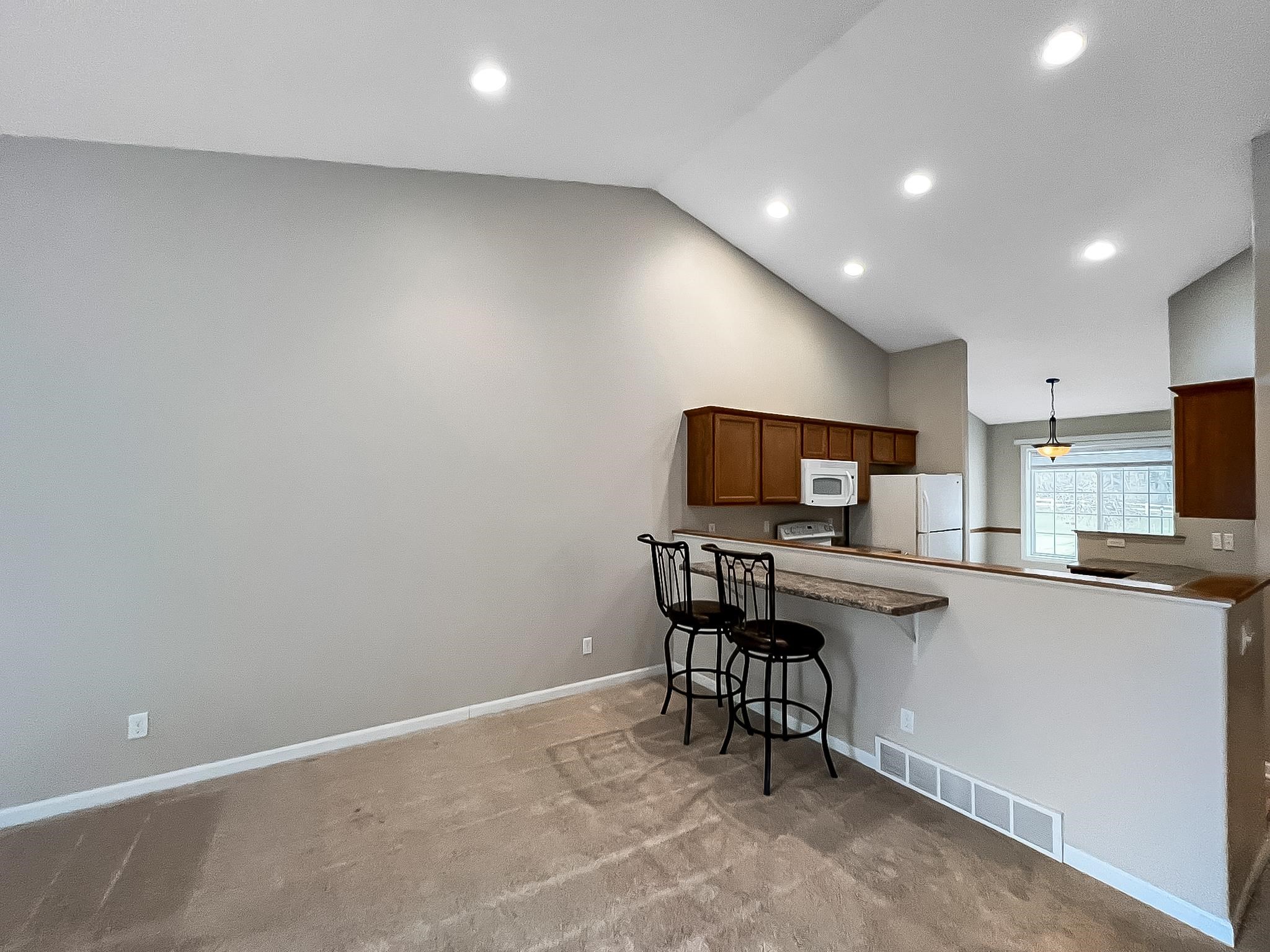 6579 Mac Donald Road, Unit 10 Benzonia, MI 49616 - Photo 14 of 47