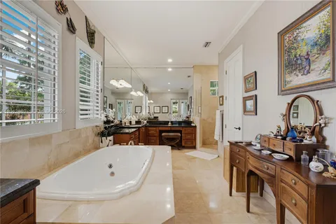 $4,999,000 | 6801 Southwest 94th Street, Pinecrest, FL 33156