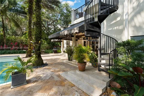 $4,999,000 | 6801 Southwest 94th Street, Pinecrest, FL 33156