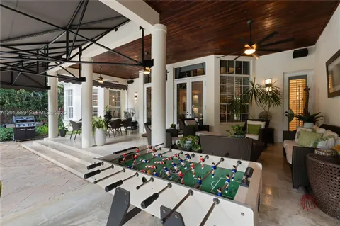 $4,999,000 | 6801 Southwest 94th Street, Pinecrest, FL 33156