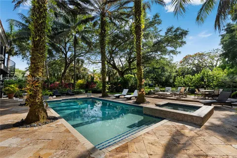 $4,999,000 | 6801 Southwest 94th Street, Pinecrest, FL 33156