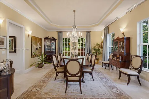 $4,999,000 | 6801 Southwest 94th Street, Pinecrest, FL 33156