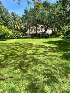$4,999,000 | 6801 Southwest 94th Street, Pinecrest, FL 33156