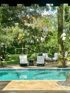$4,999,000 | 6801 Southwest 94th Street, Pinecrest, FL 33156
