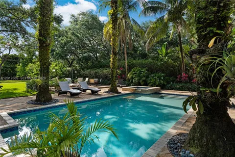 $4,999,000 | 6801 Southwest 94th Street, Pinecrest, FL 33156