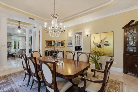 $4,999,000 | 6801 Southwest 94th Street, Pinecrest, FL 33156