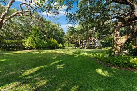 $4,999,000 | 6801 Southwest 94th Street, Pinecrest, FL 33156