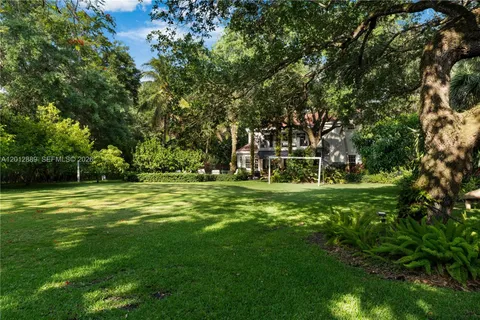 $4,999,000 | 6801 Southwest 94th Street, Pinecrest, FL 33156