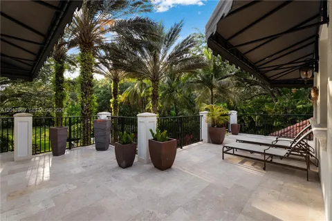 $4,999,000 | 6801 Southwest 94th Street, Pinecrest, FL 33156