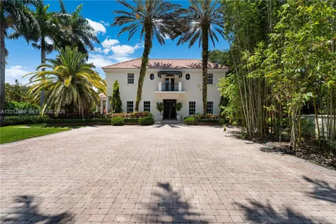 $4,999,000 | 6801 Southwest 94th Street, Pinecrest, FL 33156