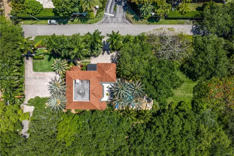 $4,999,000 | 6801 Southwest 94th Street, Pinecrest, FL 33156