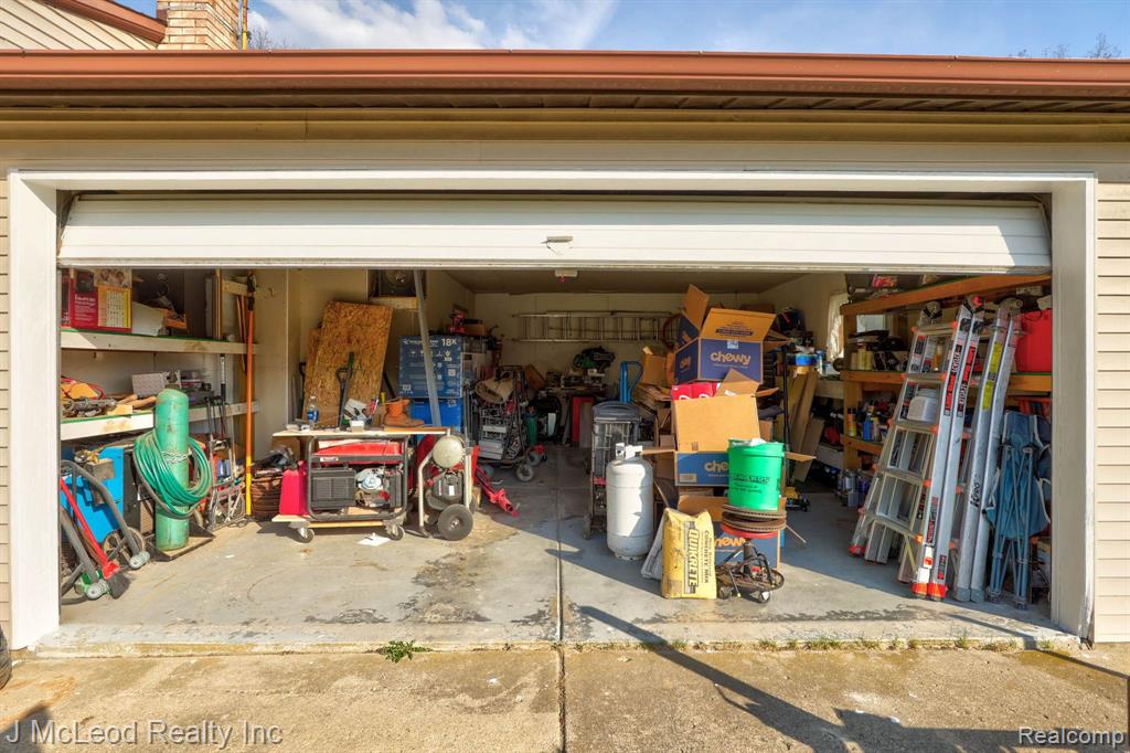 9975 Tuscola Road Clio, MI 48420 - Photo 43 of 58