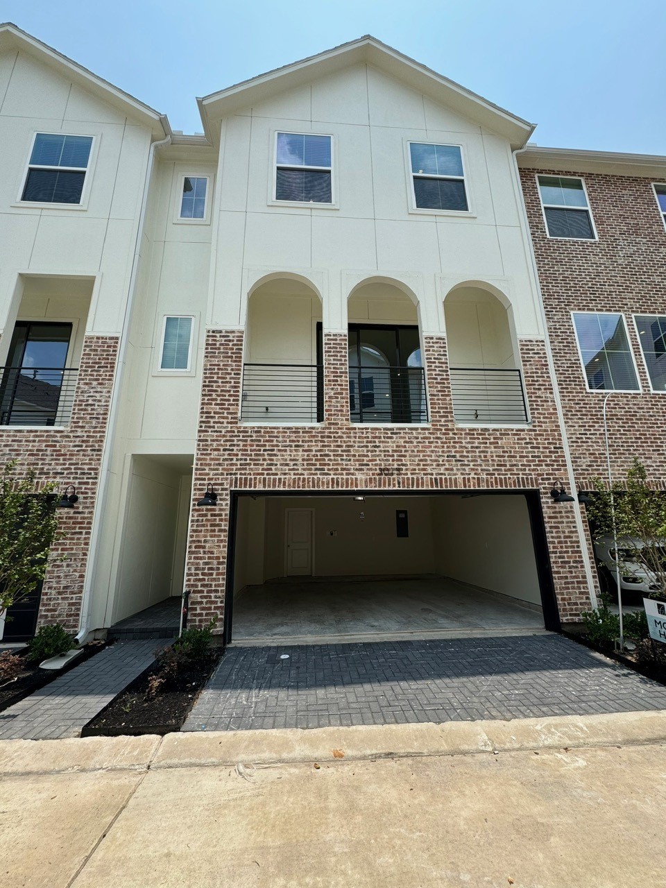 3013 Hicks Street Houston, TX 77007 - Photo 3 of 22