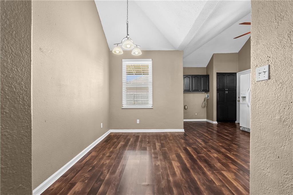 202 East E Kirby Road Grain Valley, MO 64029 - Photo 6 of 28