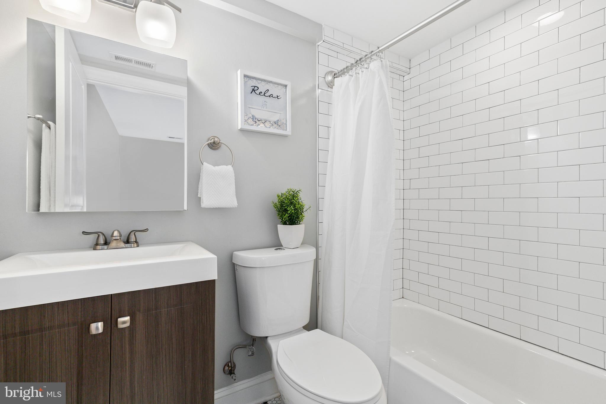 1258 Holbrook Terrace Northeast, Unit 5 Washington, DC 20002 - Photo 27 of 31