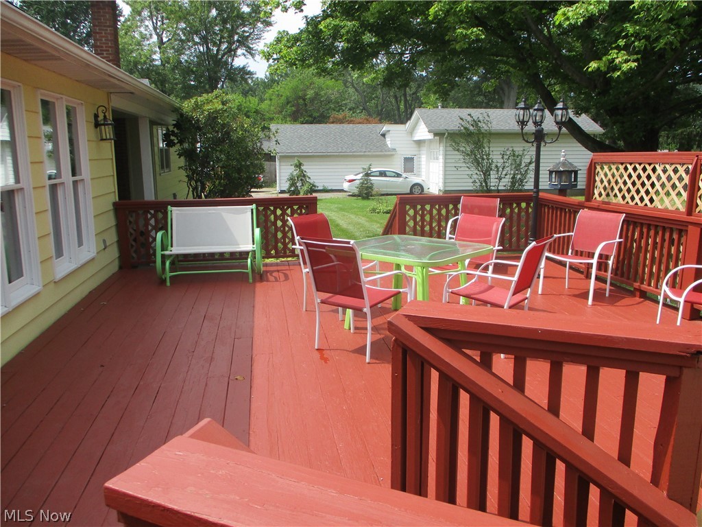 8447 Johnnycake Ridge Road Mentor, OH 44060 - Photo 3 of 14 Gallery Image 3