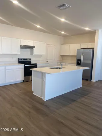 $2,750 | 17182 West Oberlin Way, Surprise, AZ 85387