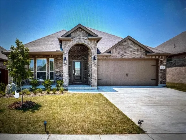 $2,400 | 10716 Klondike Lane, Aubrey, TX 76227
