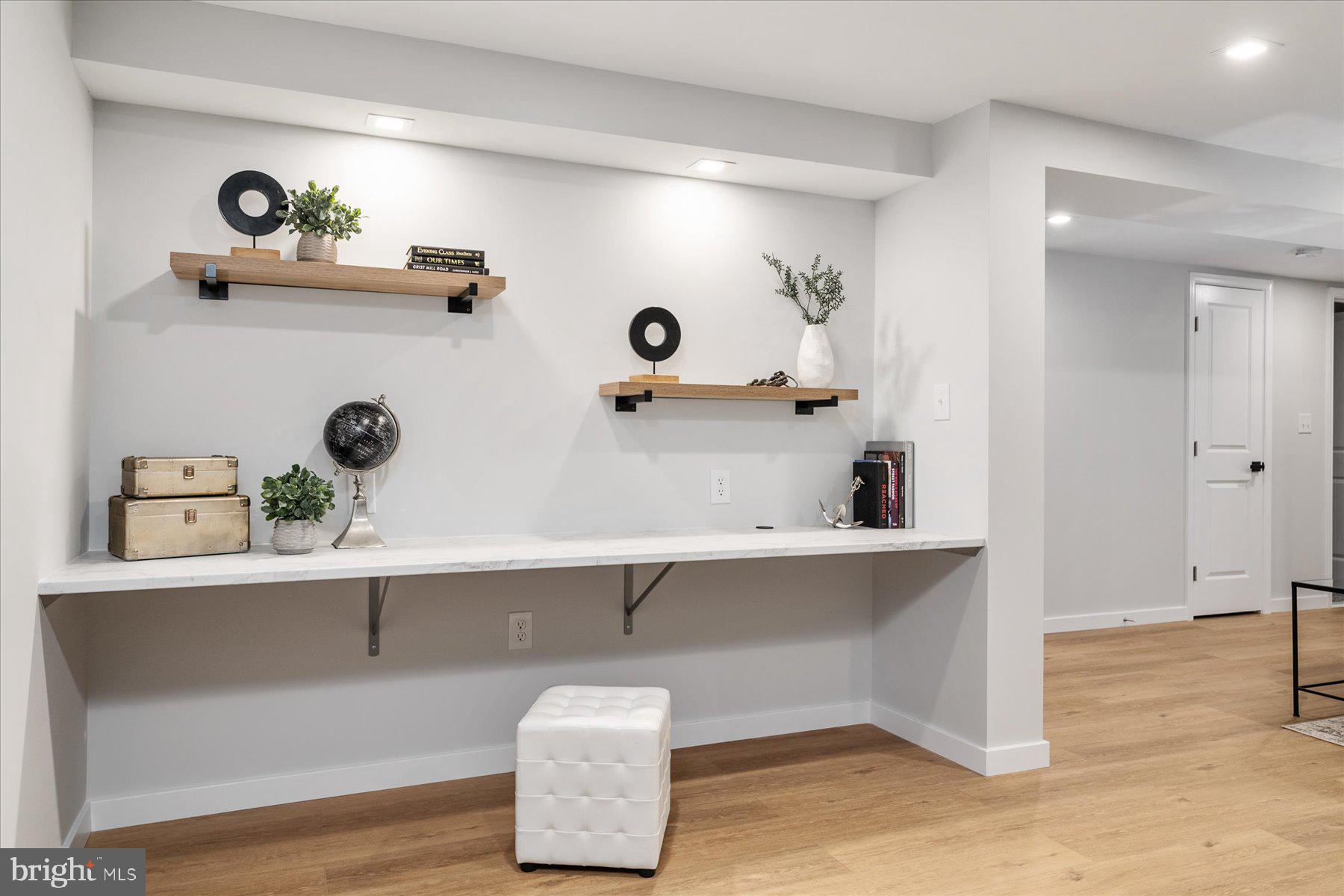 1402 Evergreen Road Severn, MD 21144 - Photo 26 of 35 Awesome Lower Level Work Station!