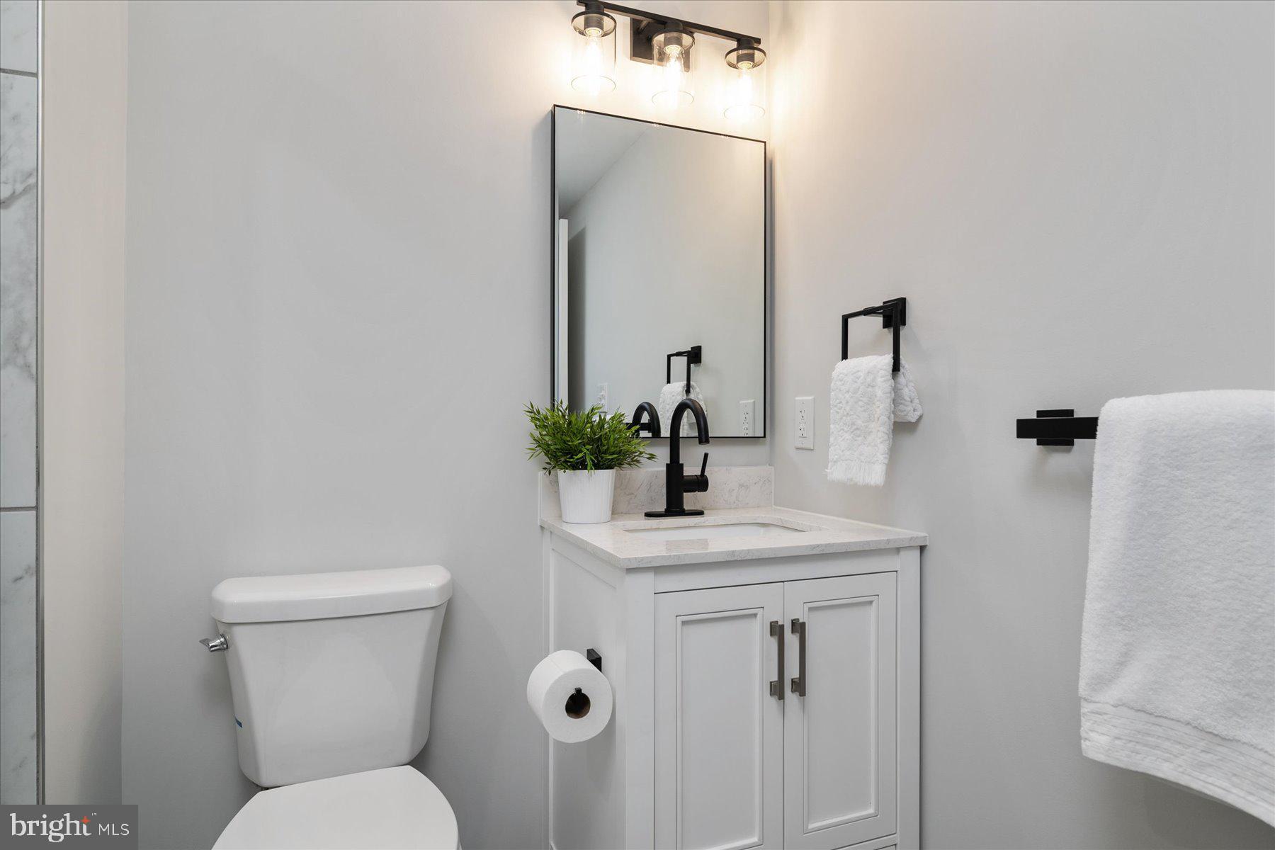 1402 Evergreen Road Severn, MD 21144 - Photo 31 of 35