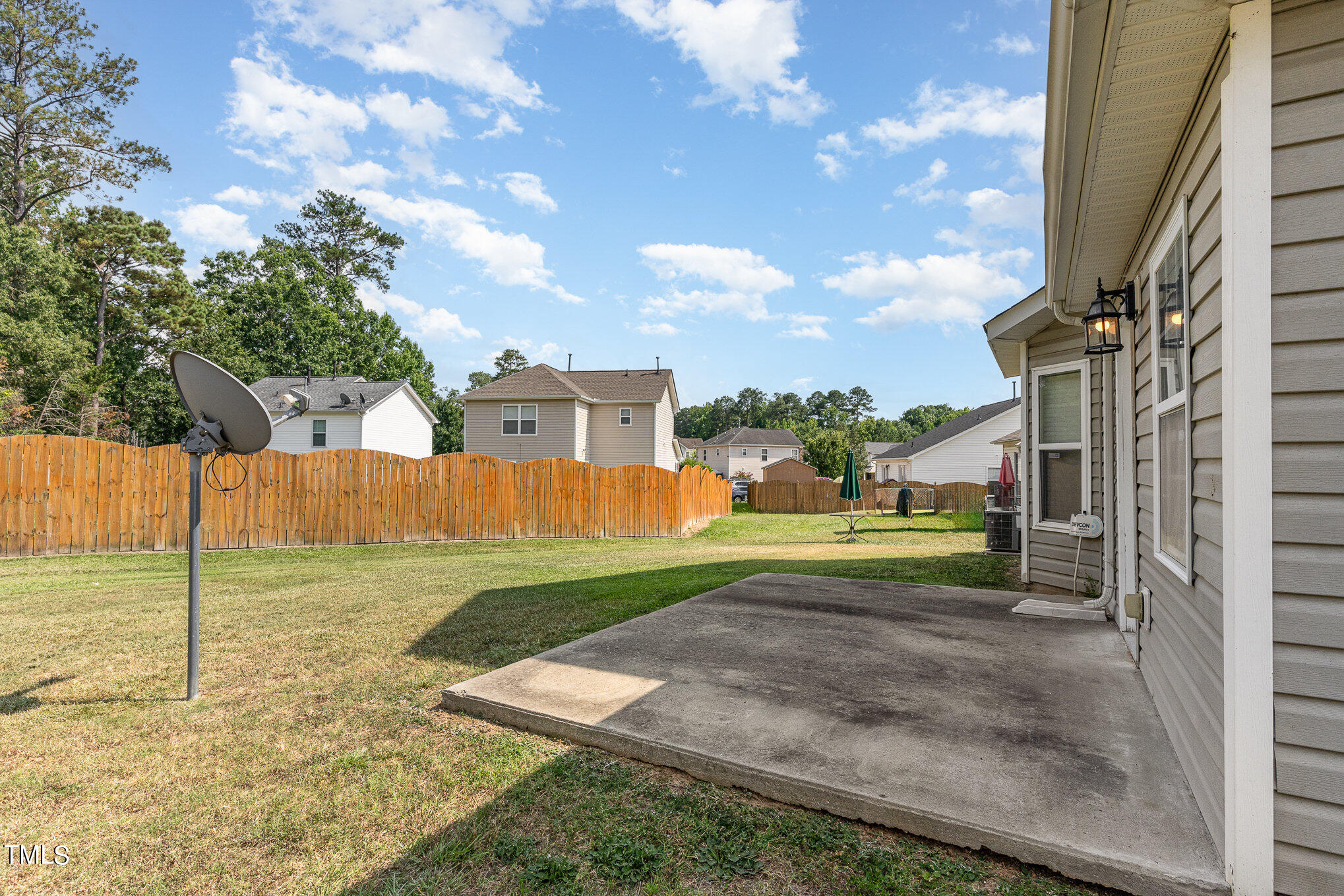 3749 Tryon Ridge Drive Raleigh, NC 27610 - Photo 24 of 26 db25