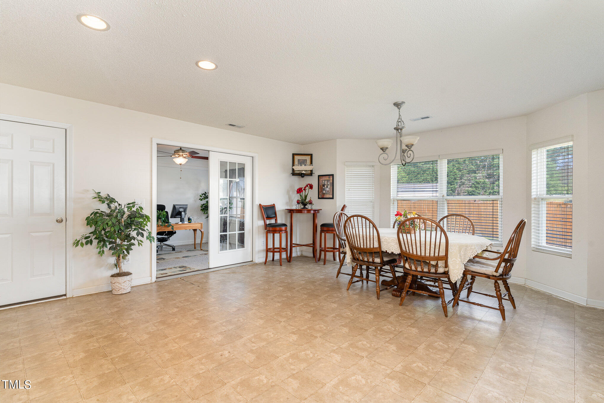 3749 Tryon Ridge Drive Raleigh, NC 27610 - Photo 10 of 26 db10