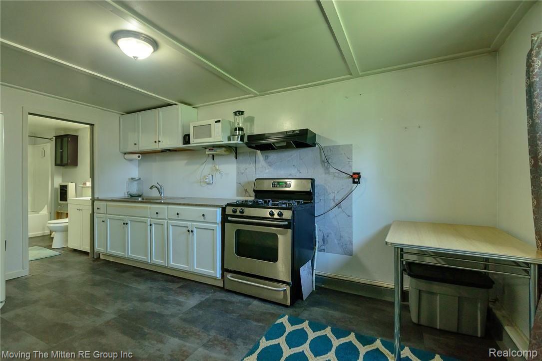 45850 Hull Road Belleville, MI 48111 - Photo 41 of 59 MTM_45850_hull-38.jpg