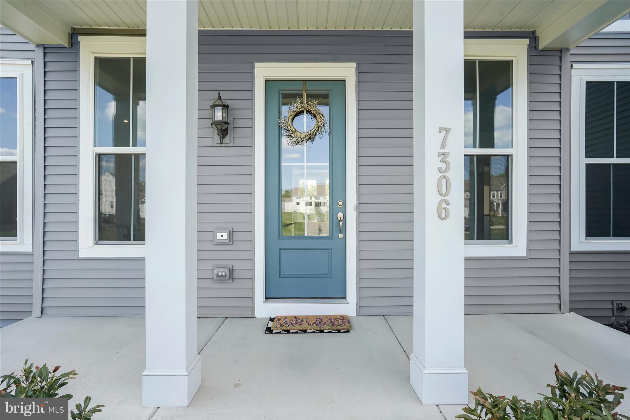7306 Sugar Magnolia Loop Gainesville, VA 20155 - Photo 10 of 71 East facing