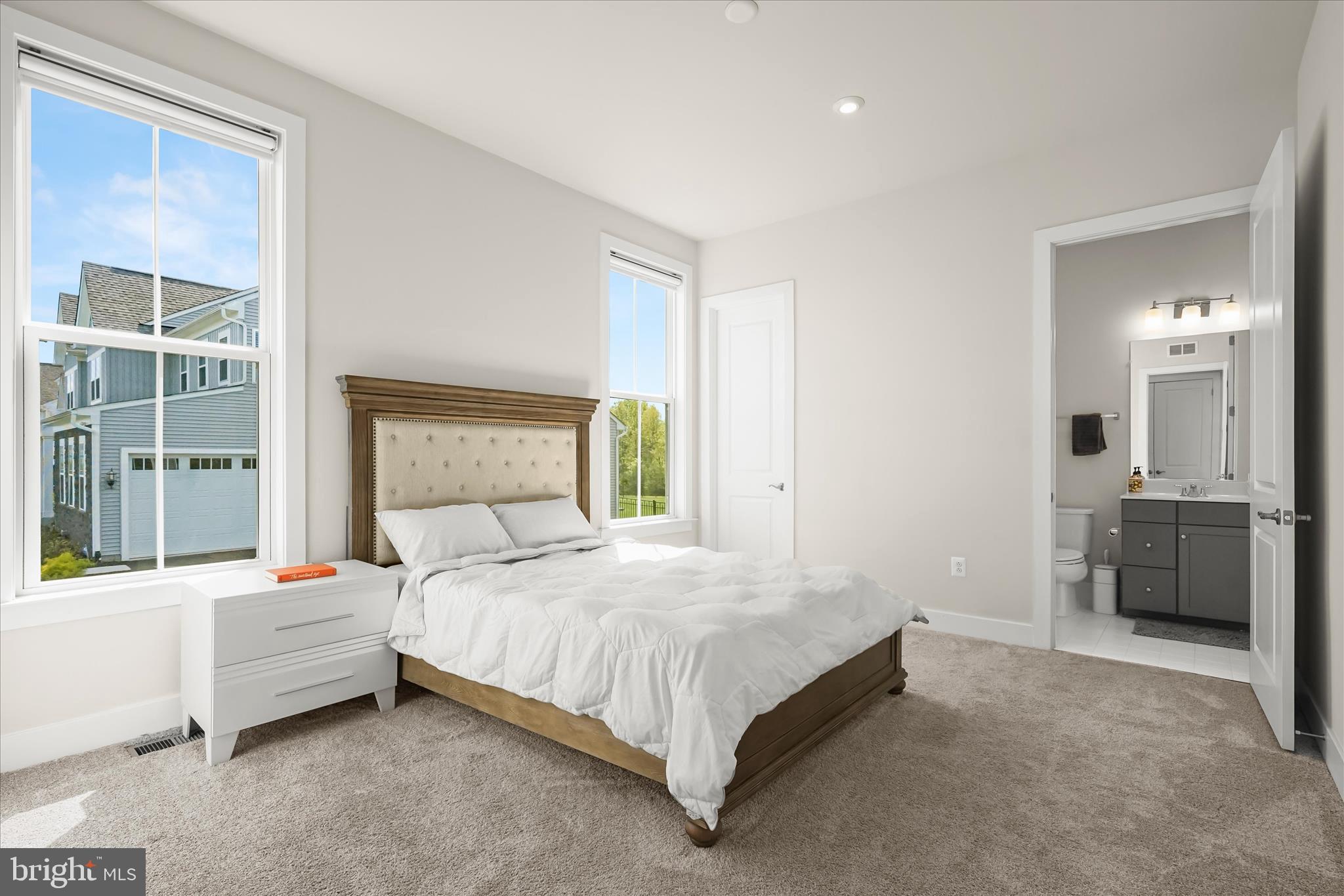 7306 Sugar Magnolia Loop Gainesville, VA 20155 - Photo 28 of 71 Entry level bedroom suite