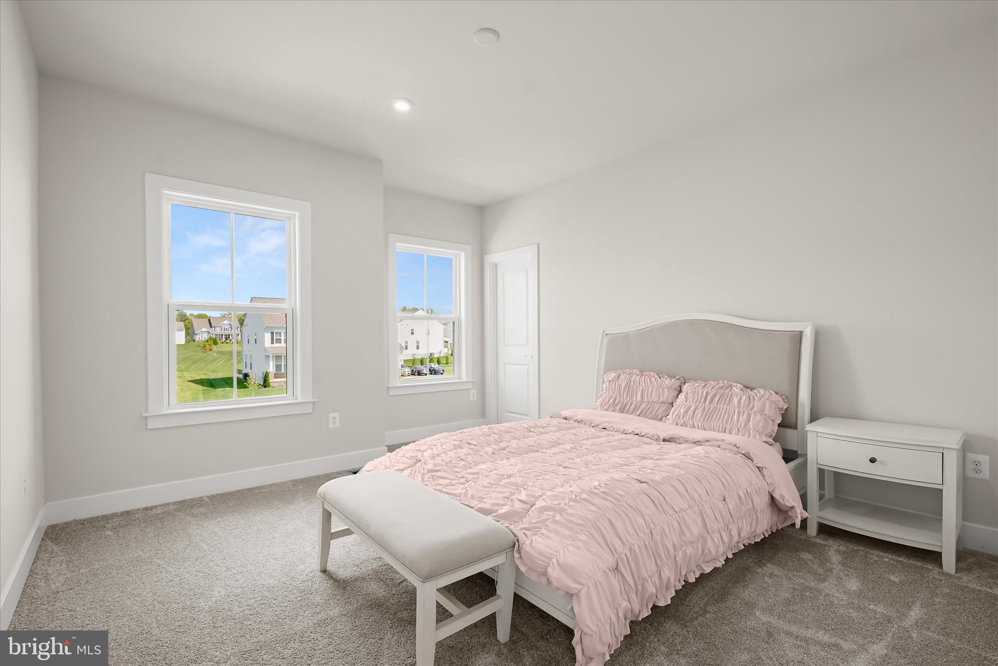 7306 Sugar Magnolia Loop Gainesville, VA 20155 - Photo 42 of 71 Bedroom 2