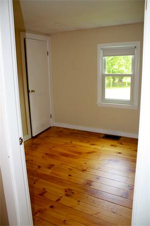 145 Whitehall Road Amesbury, MA 01913 - Photo 11 of 15 Gallery Image 11