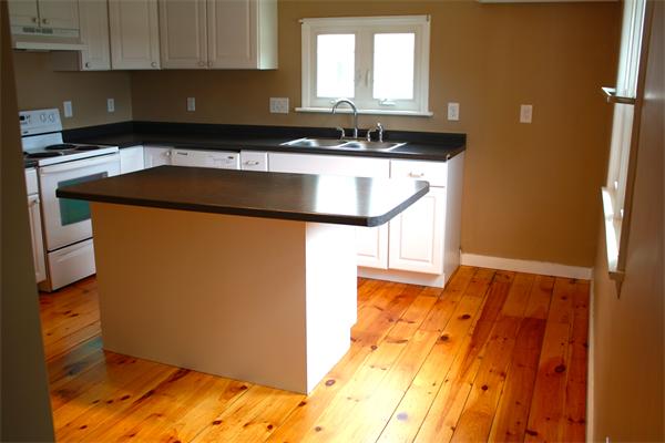 145 Whitehall Road Amesbury, MA 01913 - Photo 6 of 15 Gallery Image 6