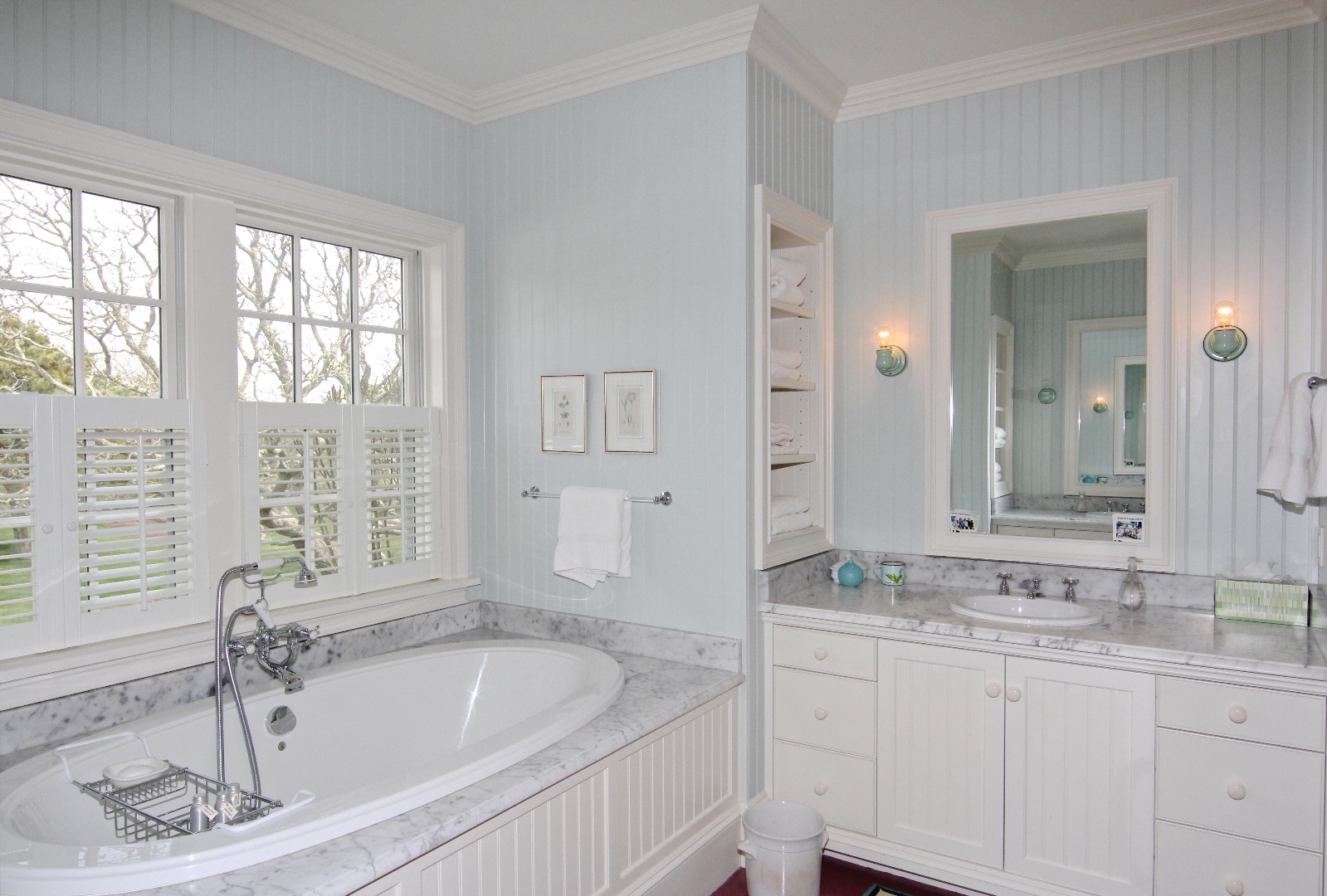 22 Lelands Path Edgartown, MA 02539 - Photo 33 of 87 a bathroom with a sink and a bathtub