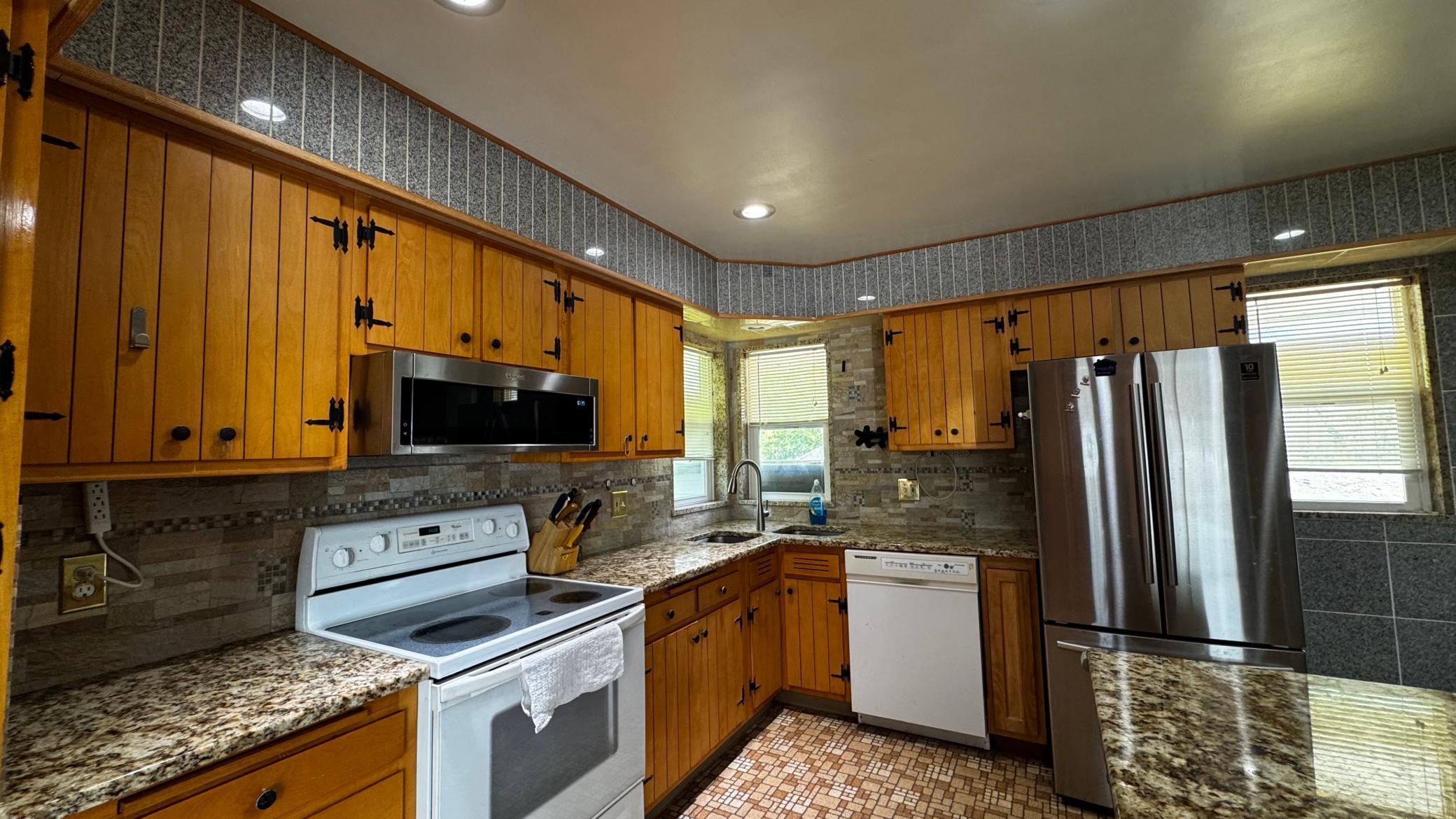 1742 3rd Avenue Northeast Rochester, MN 55906 - Photo 17 of 27 Gallery Image 17