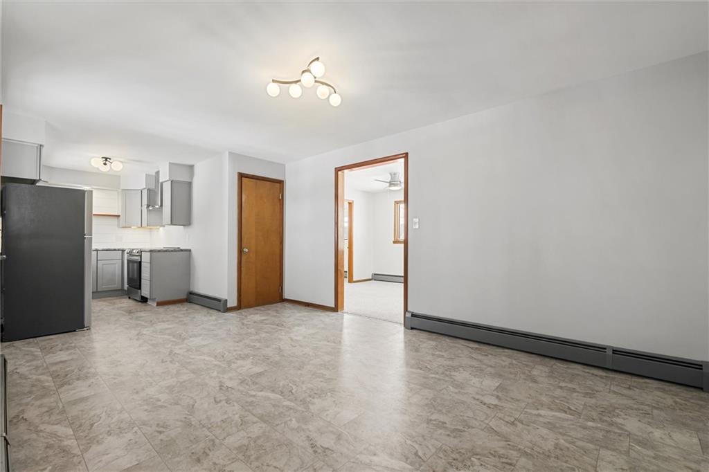 310 Hamilton Avenue Farrell, PA 16121 - Photo 13 of 35