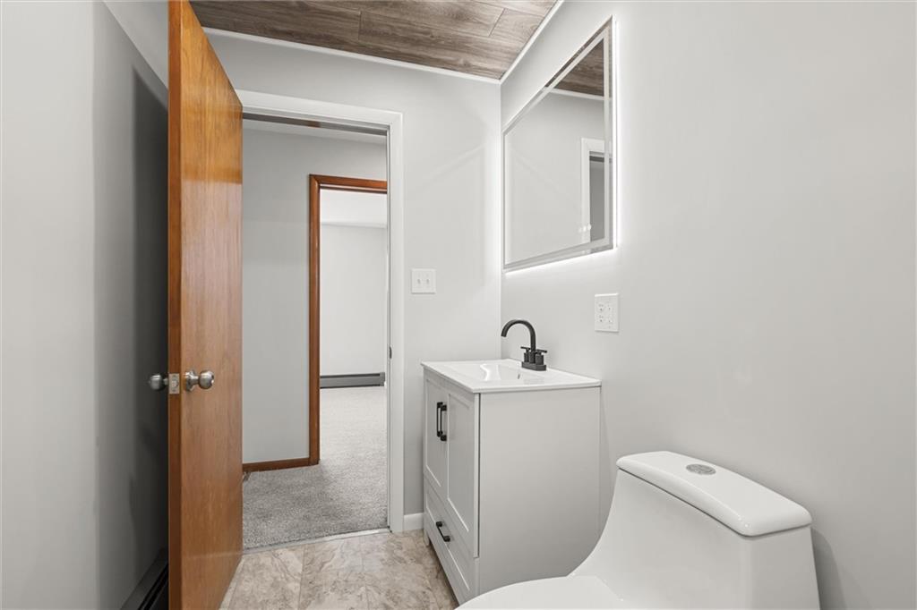 310 Hamilton Avenue Farrell, PA 16121 - Photo 18 of 35