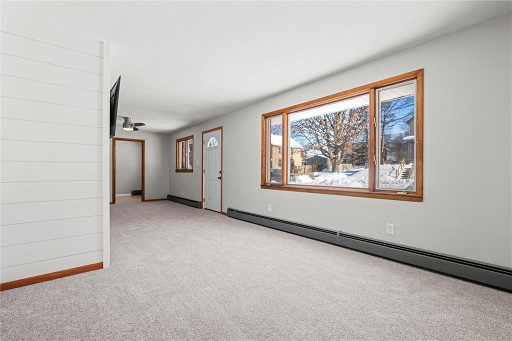 310 Hamilton Avenue Farrell, PA 16121 - Photo 2 of 35