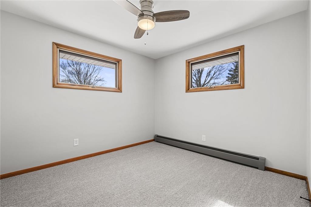 310 Hamilton Avenue Farrell, PA 16121 - Photo 22 of 35