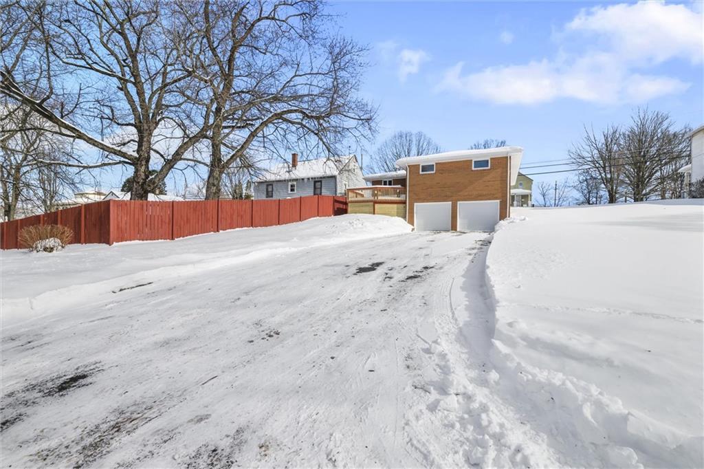 310 Hamilton Avenue Farrell, PA 16121 - Photo 29 of 35