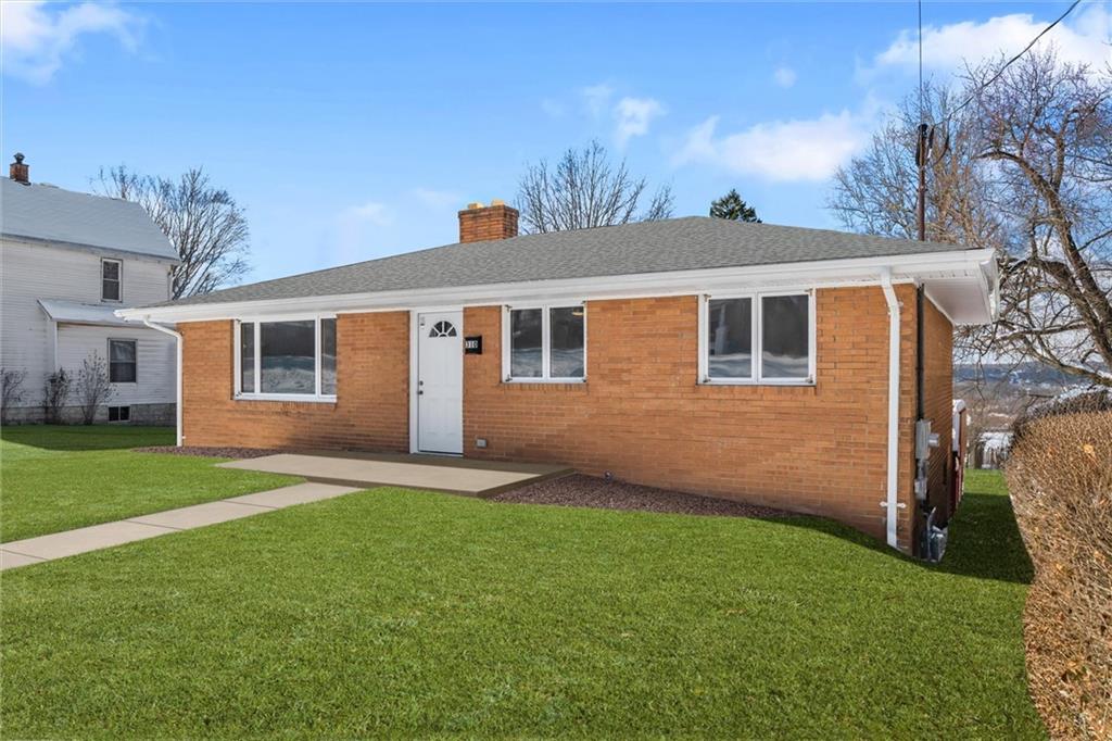 310 Hamilton Avenue Farrell, PA 16121 - Photo 33 of 35