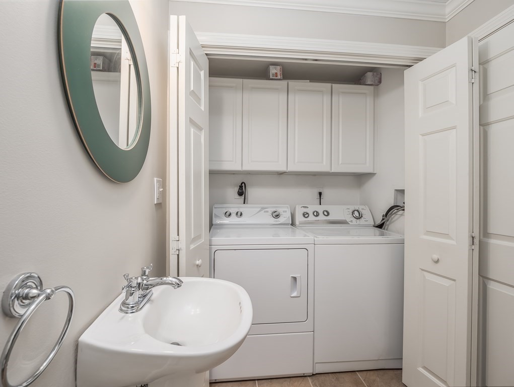 76 Williams Way Rochester, MA 02770 - Photo 17 of 42 a bathroom with a sink and a mirror