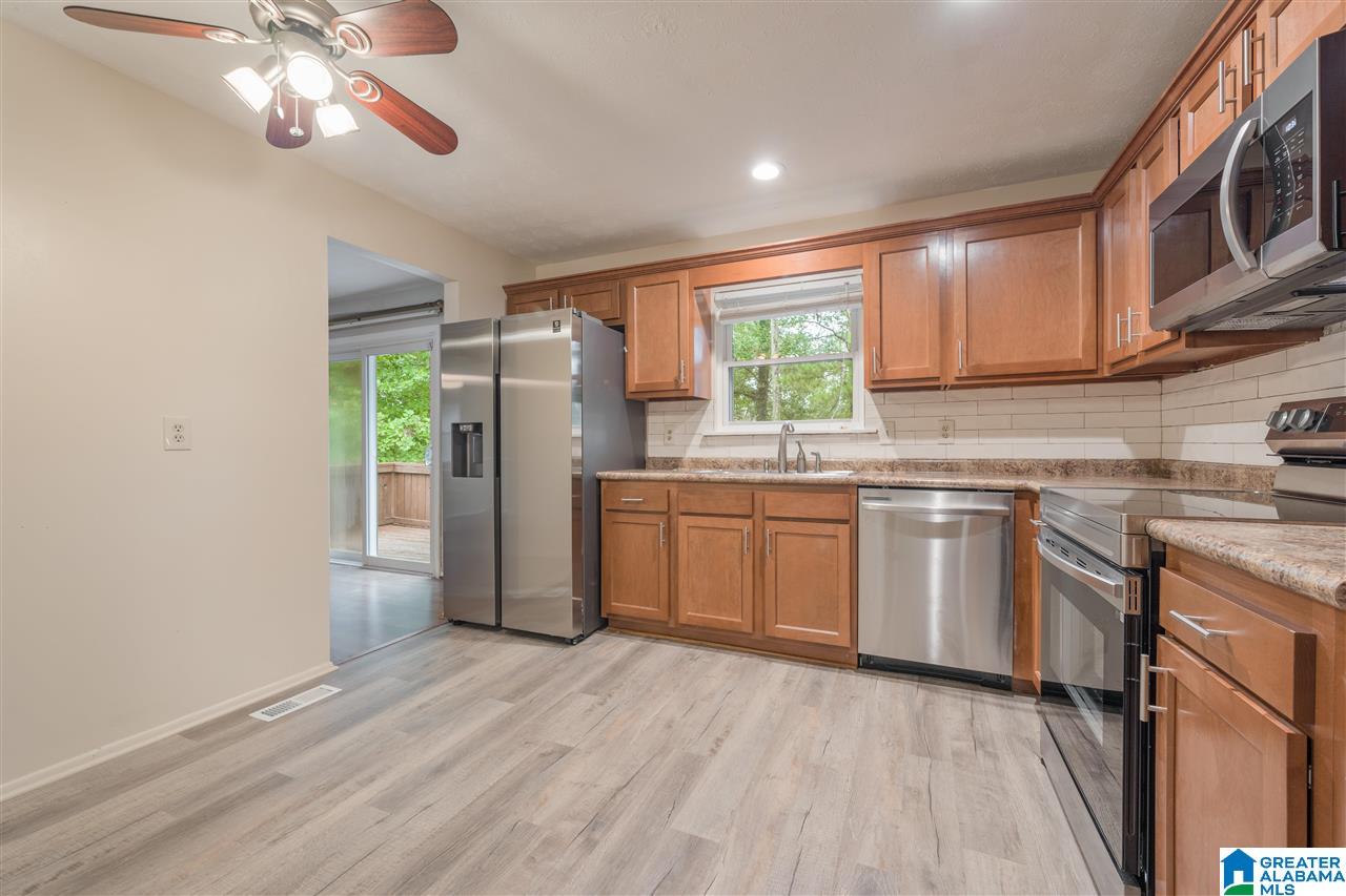 5323 Dixieland Road Birmingham, AL 35210 - Photo 10 of 31