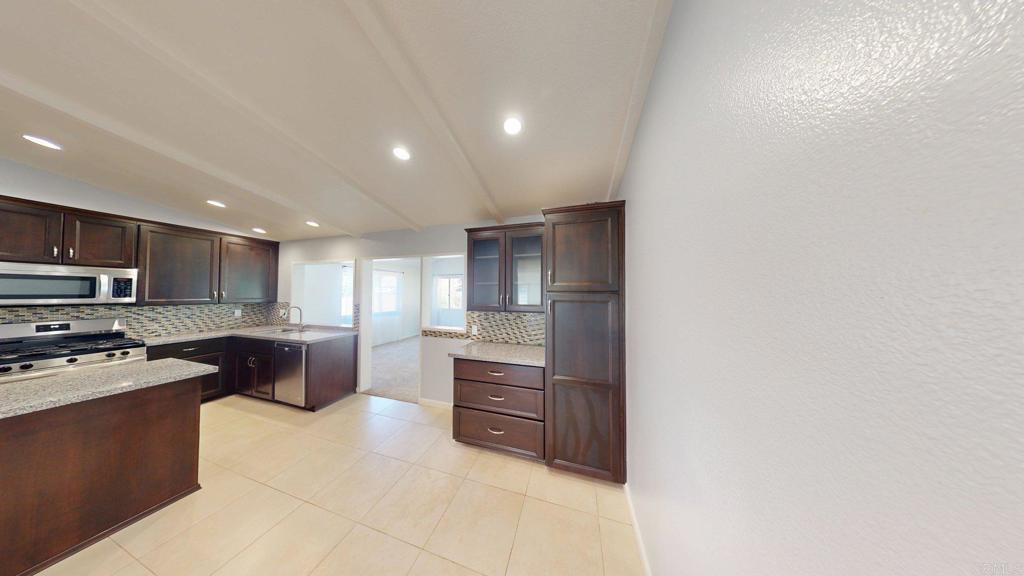 6310 Decanture Street San Diego, CA 92120 - Photo 16 of 29