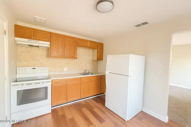 $1,300 | 6773 Restlawn Drive, Jacksonville, FL 32208