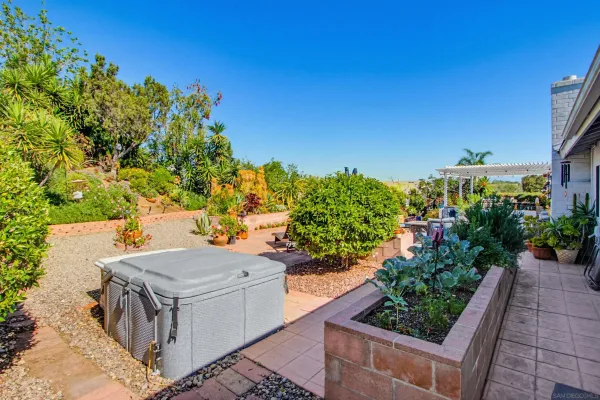 $995,000 | 16872 Pinata Drive, San Diego, CA 92128