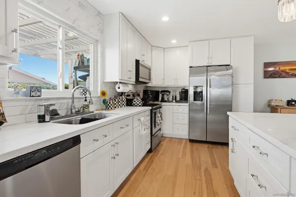 $995,000 | 16872 Pinata Drive, San Diego, CA 92128