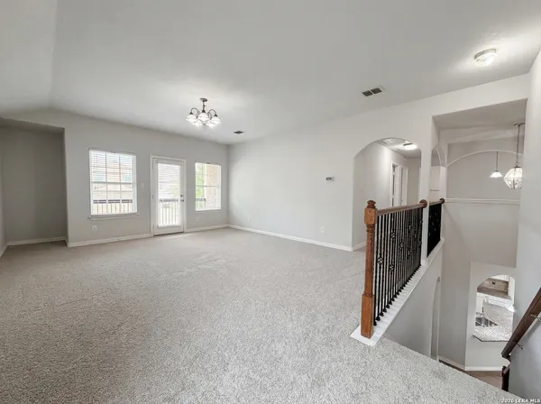 $375,000 | 8910 Olmstead Park, Converse, TX 78109