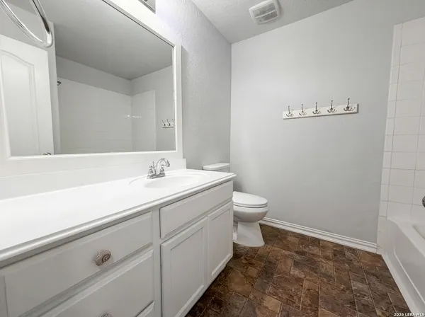 $375,000 | 8910 Olmstead Park, Converse, TX 78109