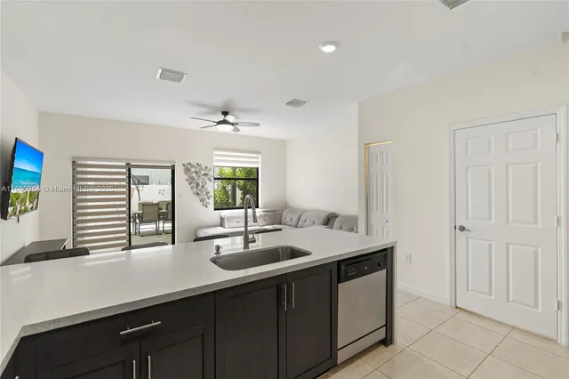 $3,250 | 10519 West 33rd Court, Unit 1, Hialeah, FL 33018